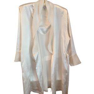 Oscar de la Renta White Cream Robe Medium Polyester Satin
